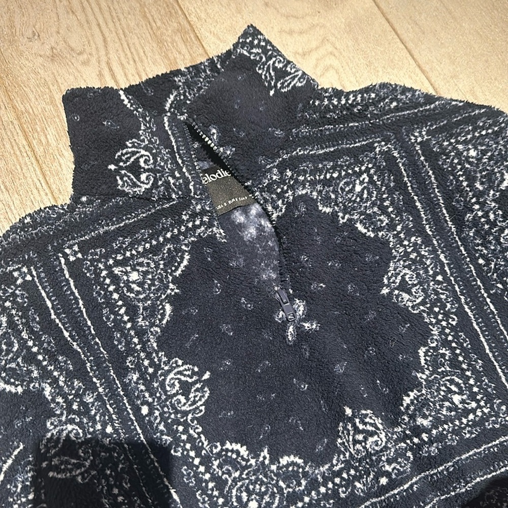 Fleece sweatshirt - Picture 2 of 5